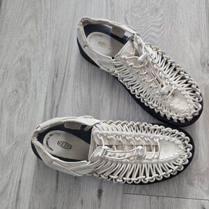 Keen | Uneek bone cream suede woven gorpcore closed-toe outdoor sandals MENS 12